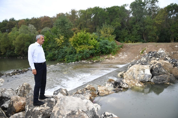 Edirne Valisi Sezer, debisi düşen Tunca Nehri'nde incelemede bulundu