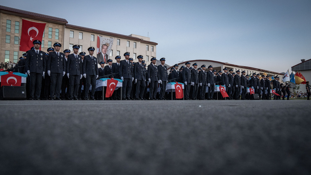 Erzurum'da eğitimini tamamlayan 393 polis adayı mezun oldu