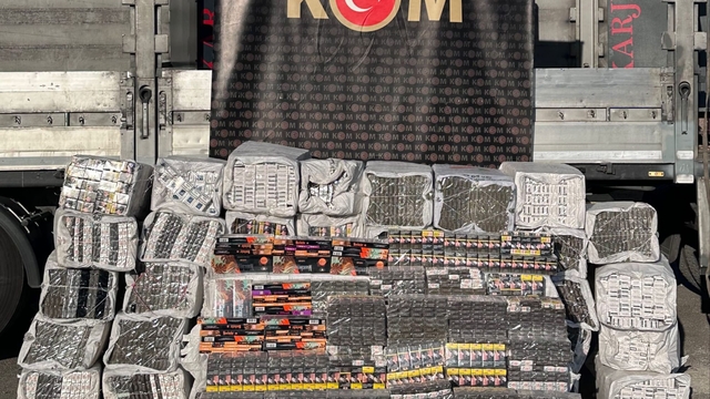 Mardin'de 38 bin 500 paket kaçak sigara ele geçirildi