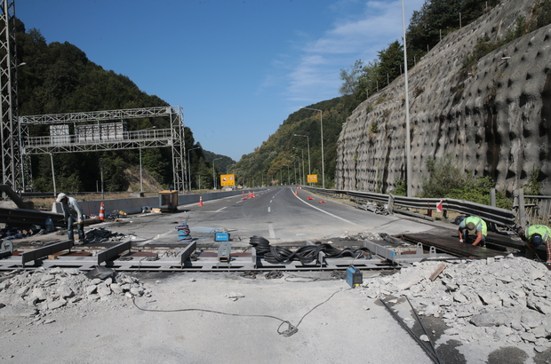 Bolu Dağı Tüneli'nde heyelan riskini ortadan kaldıracak çalışmalar sürüyor