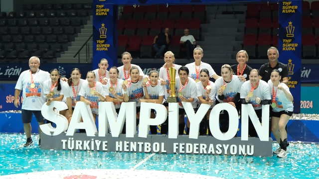 Yalıkavakspor kupaları dörtledi