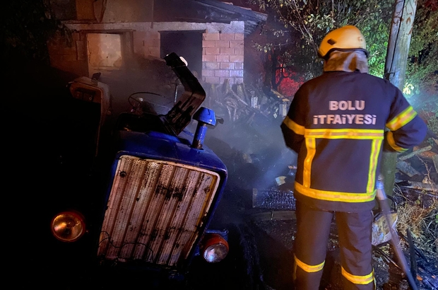 Bolu'da yangın çıkan traktörde hasar oluştu