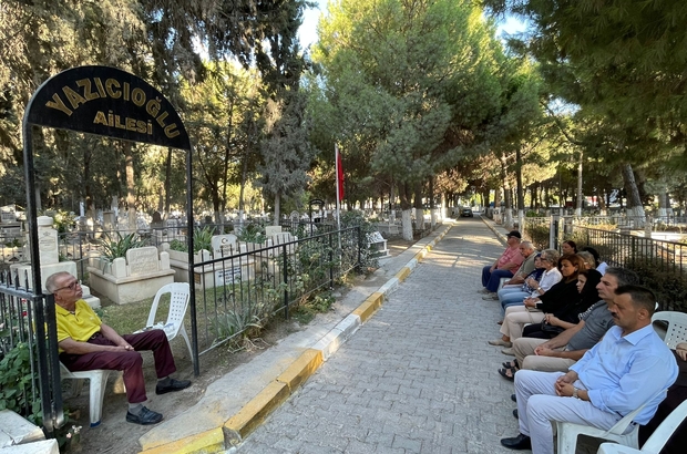 Merhum Vali Yazıcıoğlu, Söke'de mezarı başında anıldı