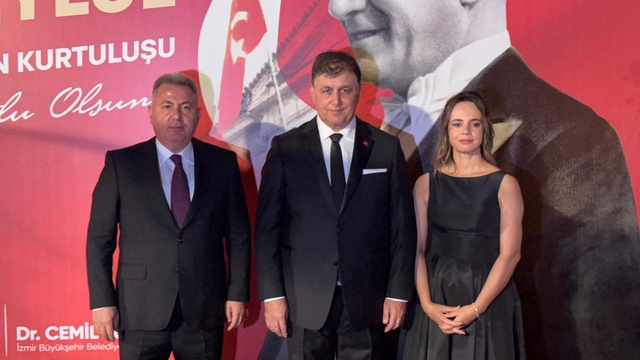 İzmir'in kurtuluşunun 102. yıl dönümü nedeniyle resepsiyon düzenlendi