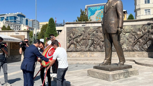 Kayseri'de CHP'nin 101. kuruluş yıl dönümü kutlandı