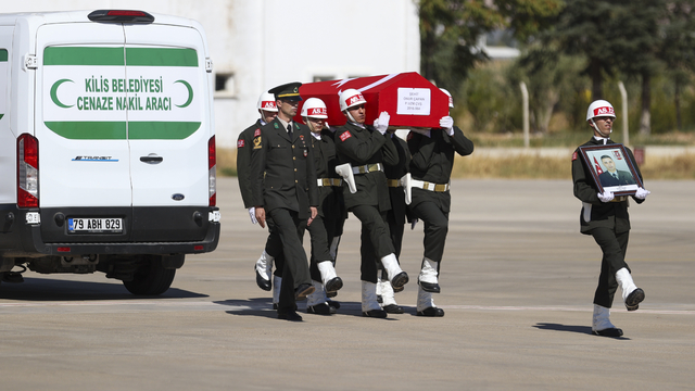 Şehit Onur Çapan'ın naaşı Isparta'ya uğurlandı