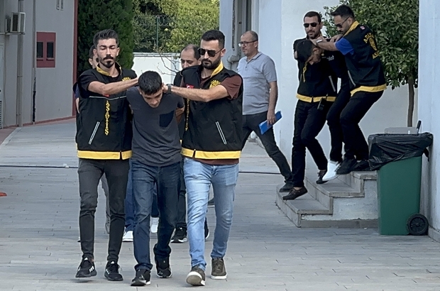 Adana'da 1 kişinin öldüğü, 2 kişinin yaralandığı silahlı saldırıya 5 tutuklama