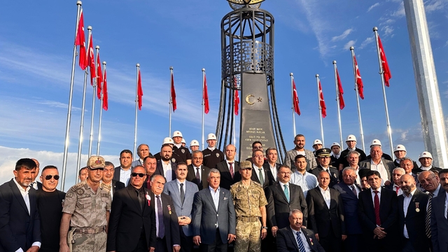 Dilucu Şehitler Anıtı, törenle açıldı
