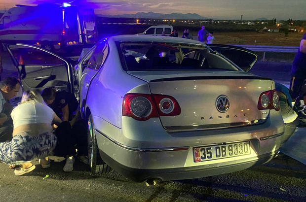 Düğüne giden ailenin otomobili, su tankerine çarptı: 1’i bebek, 3 ölü