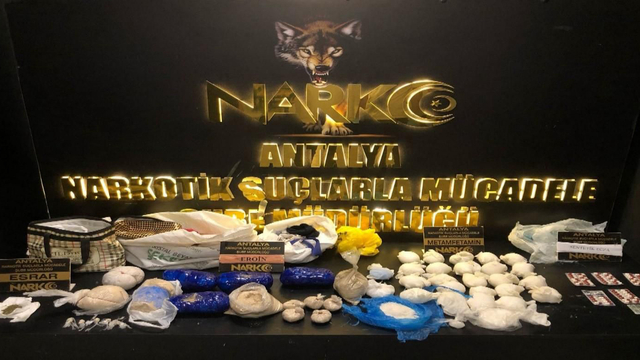 Uyuşturucu batağında zombileştiren 'kristal' tehdidi