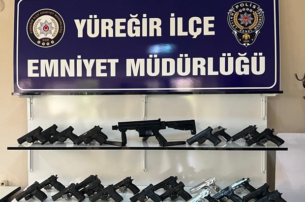 Adana'daki operasyon ve denetimlerde 32 ruhsatsız silah ele geçirildi