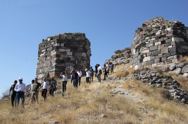 Beypazarı'ndaki Adaören Kalesi'nde yüzey araştırmaları devam ediyor