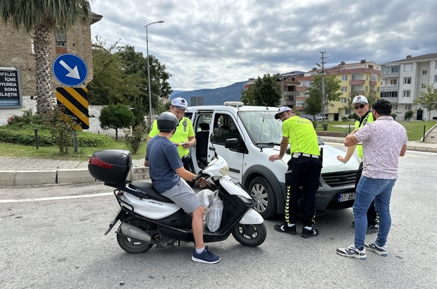 Gerze ilçesinde motosiklet sürücülerine yönelik denetim yapıldı