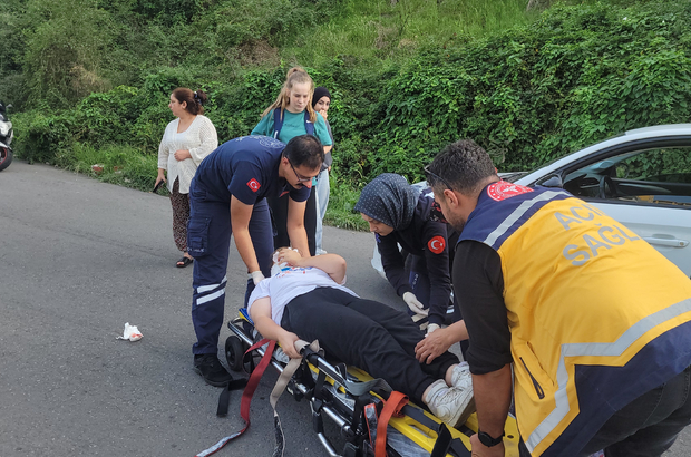 Otomobille çarpışan bisikletli çocuğun dişi aracın üzerinde kaldı