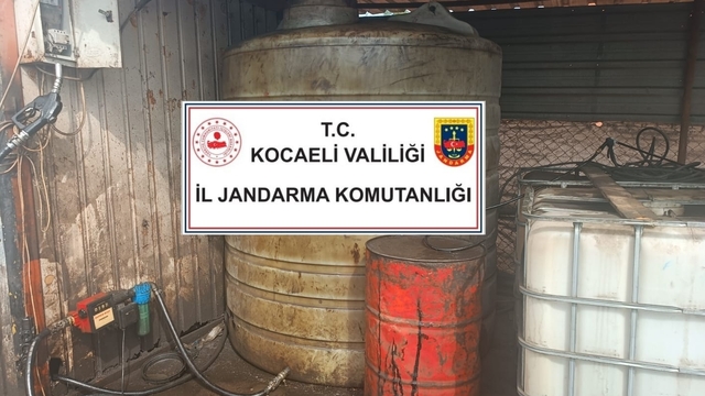 Kocaeli'de 25 bin litre kaçak akaryakıt ele geçirildi