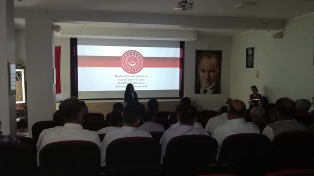 "Kadına yönelik şiddetle ve erken yaşta evliliklerle mücadele" semineri düzenlendi