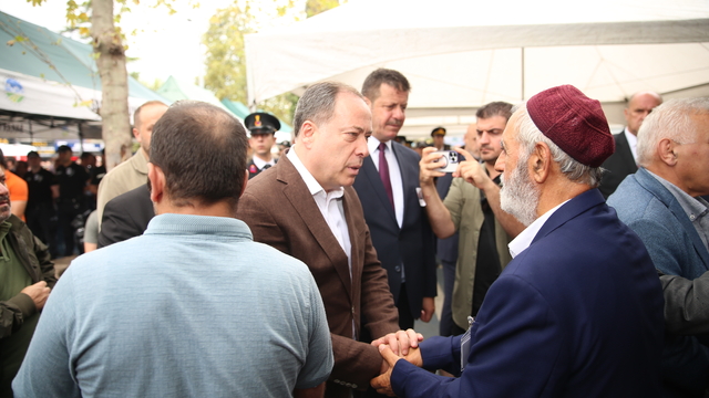 Şehit Jandarma Astsubay Çavuş Çangır, memleketi Sakarya'da son yolculuğuna uğurlandı