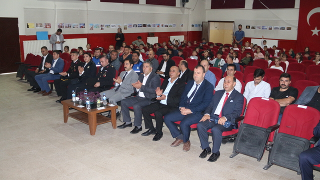 Güroymak'ta İlköğretim Haftası kutlandı