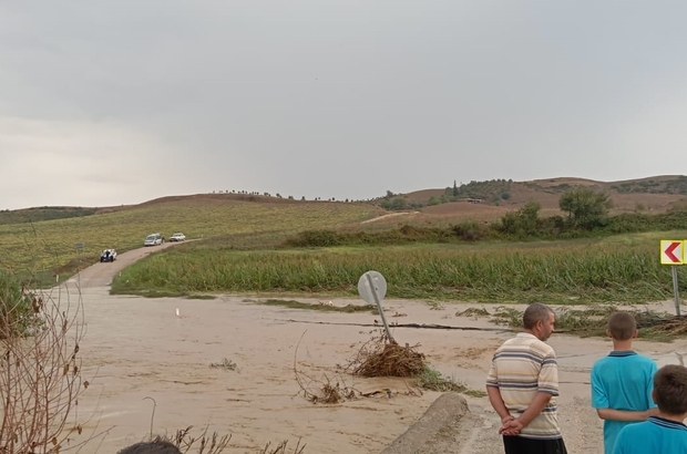 Adana'da sağanak, sel ve taşkına yol açtı