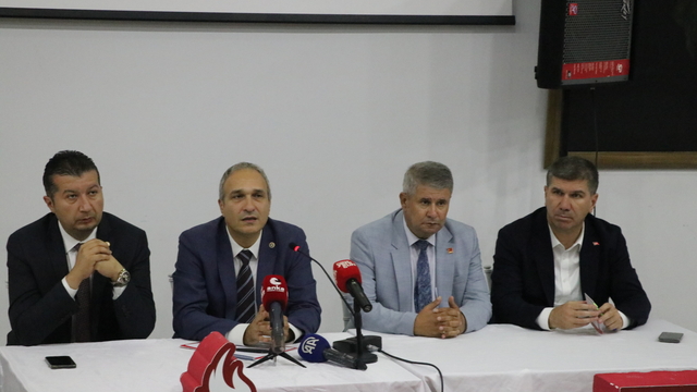 CHP Genel Başkan Yardımcısı Özçağdaş, Burdur'da halk buluşmasında konuştu:
