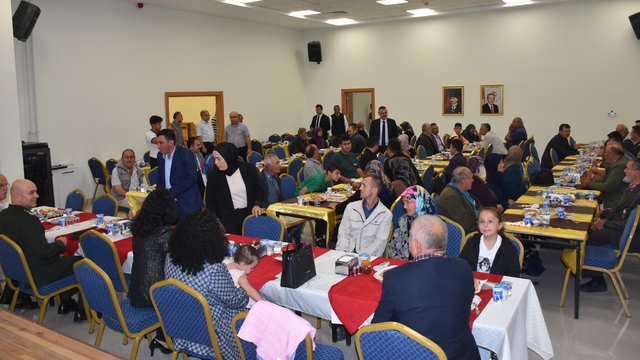 Boyabat'ta şehit aileleri ile gaziler onuruna yemek verildi