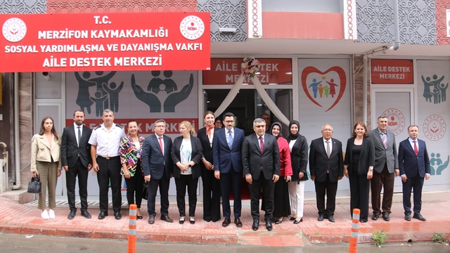 Merzifon'da Aile Destek Merkezi kursiyerleri sergi açtı