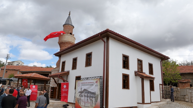 Çorum'da restore edilen 125 yıllık cami yeniden ibadete açıldı