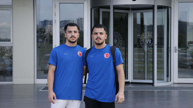 Karateci ikizler, Dünya Şampiyonası'na başarı parolasıyla hazırlanıyor