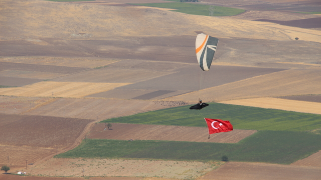 Gaziantep'te Yamaç Paraşütü Festivali devam ediyor