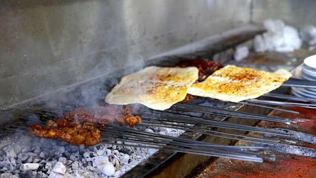 Hataylı ciğer kebabı ustaları "Kırıkhan Ciğer Festivali"nin yeniden düzenlenmesini istiyor