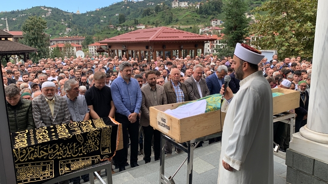 Merdiven boşluğundan düşüp ölen Gizem'i, emniyet fileleri taşımamış