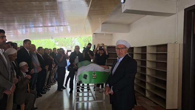 İÜ İlahiyat Fakültesi Öğretim Üyesi Prof. Dr. Mustafa Karataş'ın acı günü