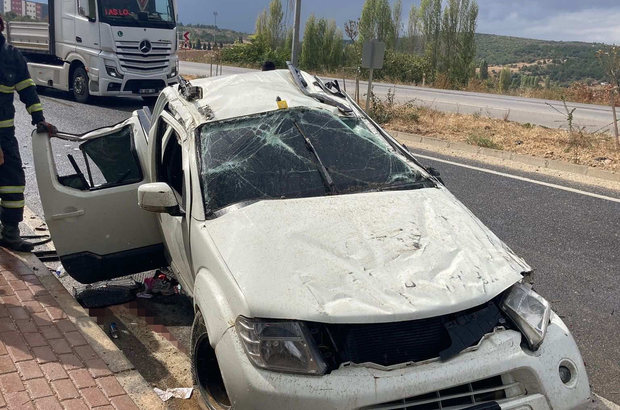 Bilecik'te devrilen araçtaki 1 kişi öldü, 3 kişi yaralandı