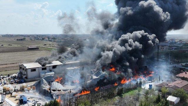 Tekirdağ'da fabrika yangını (2)