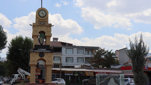 Depremden etkilenen Gölbaşı'nda yıkılan ilçe merkezi yeniden ayağa kaldırılacak