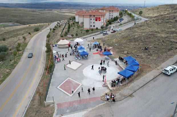 Çubuk'ta Aşık Atma Turnuvası ve Kırgız Yöresel Ürünler Sergisi düzenlendi