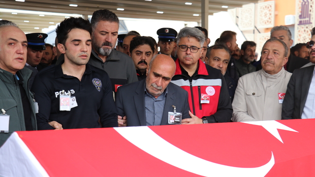 Şehit polis memuru Şeyda Yılmaz, memleketi Sivas'ta son yolculuğuna uğurlandı