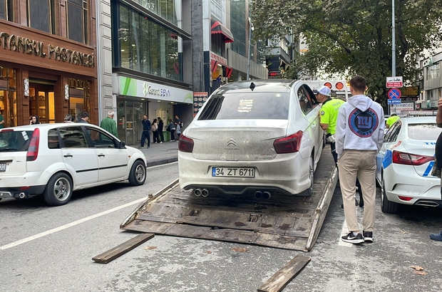 Abartı egzoz ve havalı süspansiyonla yakalandı, otomobili çekildi