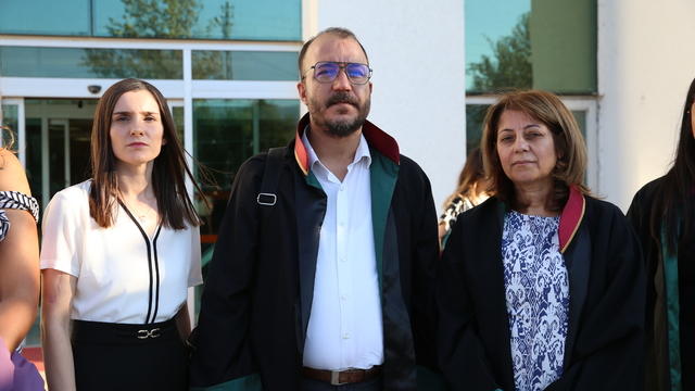 Hatay'da eşini bıçakla yaralayan sanık hakim karşısında
