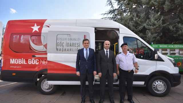 Kastamonu'da "mobil göç noktası" aracı hizmet vermeye başladı