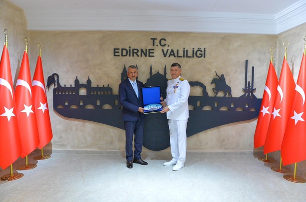 Edirne Valisi Sezer, Tuğamiral Serkan Tezel'i kabul etti 