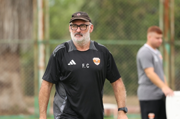 Adanaspor teknik sorumlu François Ciccolini ile yollarını ayırdı