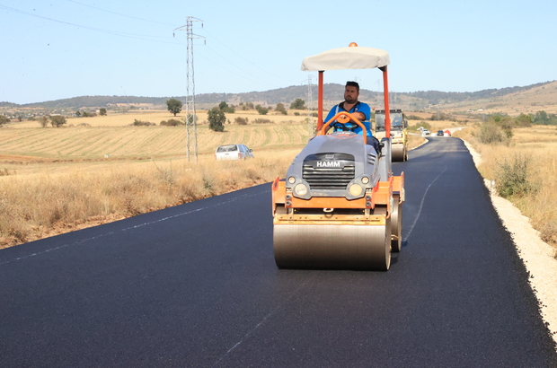 Edirne Valisi Sezer, yol yapım çalışmalarını inceledi: