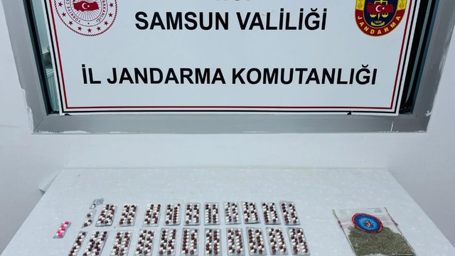 Samsun'da uyuşturucu operasyonunda 2 zanlı yakalandı