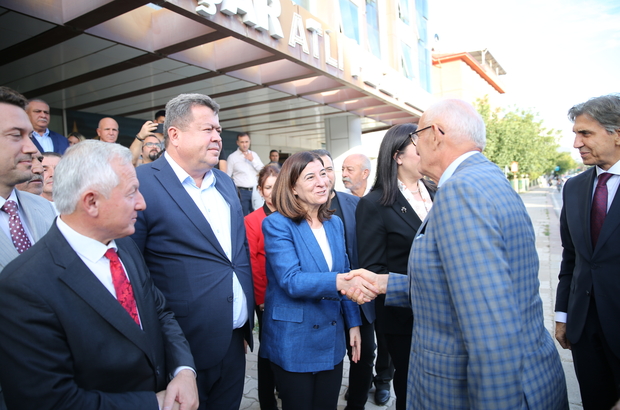 AK Parti Genel Başkan Yardımcısı Yılmaz, Edirne'de partililerle buluştu: