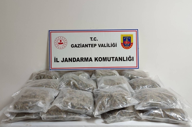 Gaziantep'te yolcu otobüsünde 32 kilo 400 gram sentetik uyuşturucu ele geçirildi