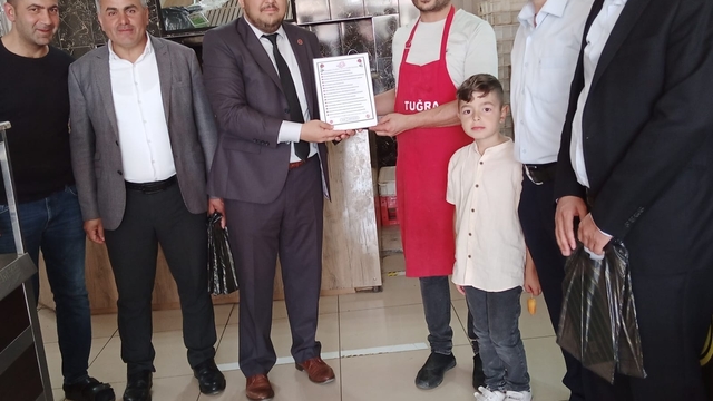 Ulaş Müftüsü İçli, ilçe esnafını ziyaret etti