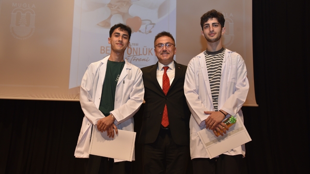 Muğla'da Tıp Fakültesi öğrencilerinin "beyaz önlük" töreni yapıldı