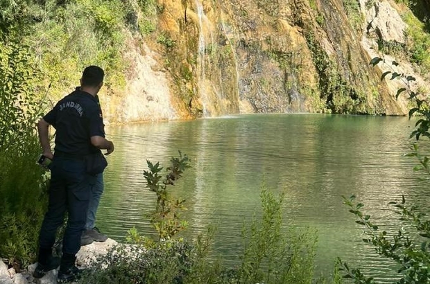 Antalya'da serinlemek için şelaleye giren turist boğuldu