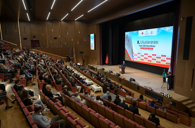 Ankara'da 10. Uluslararası Türk Dili Kurultayı başladı